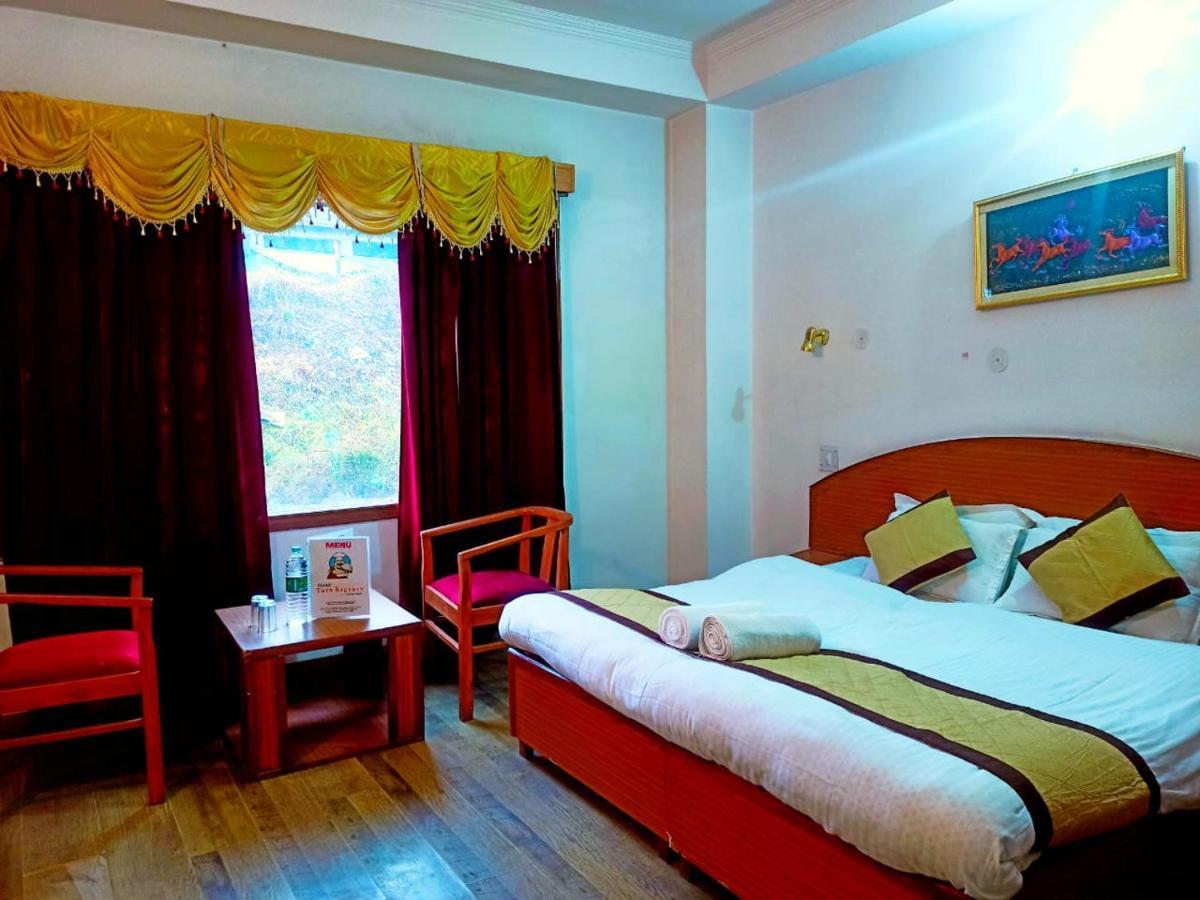 "Tara Homes" With Open Rooftop Terrace Shimla Extérieur photo