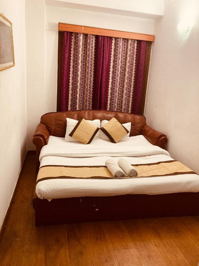 "Tara Homes" With Open Rooftop Terrace Shimla Extérieur photo